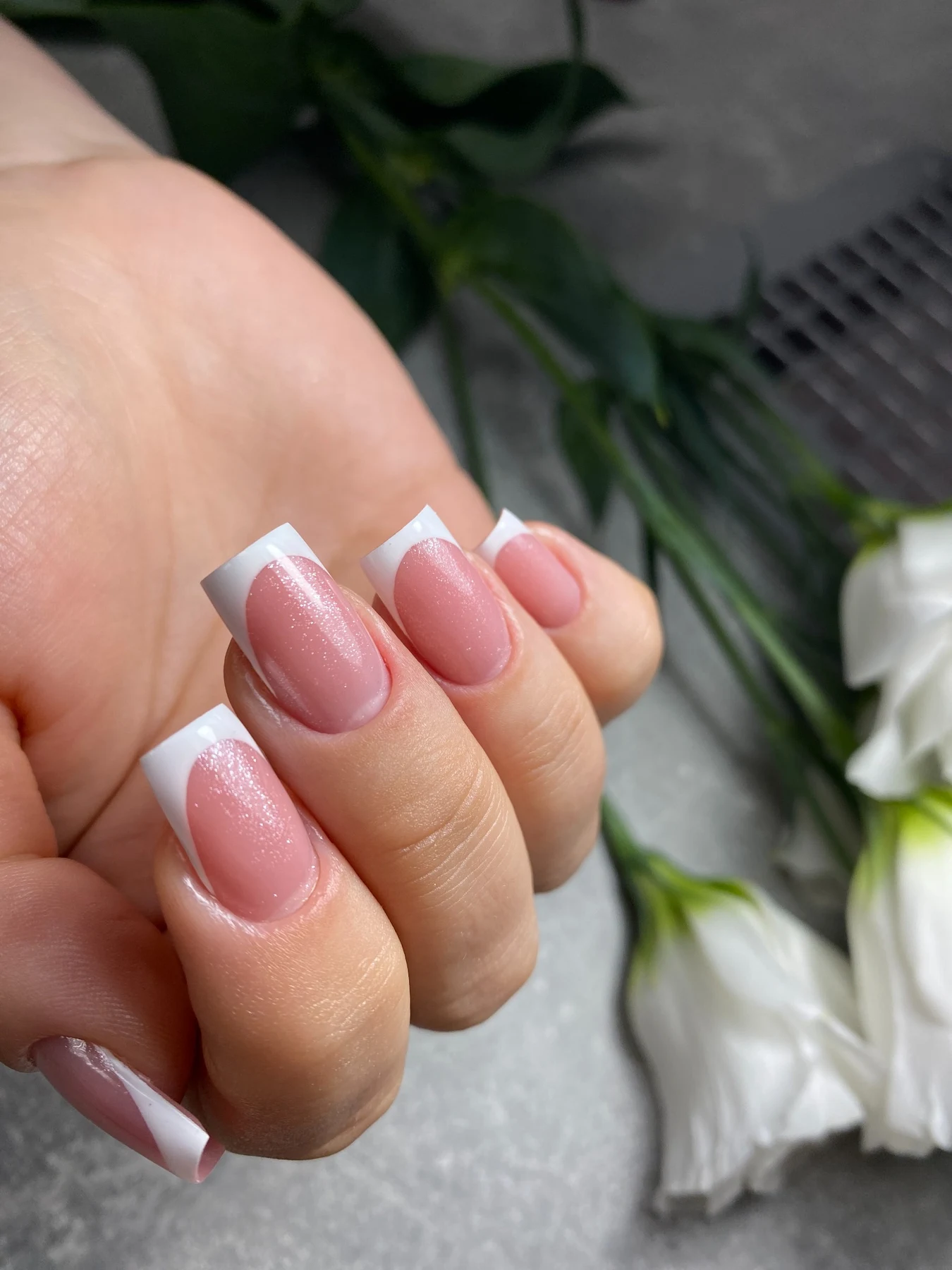 Realizacja manicure LV Studio